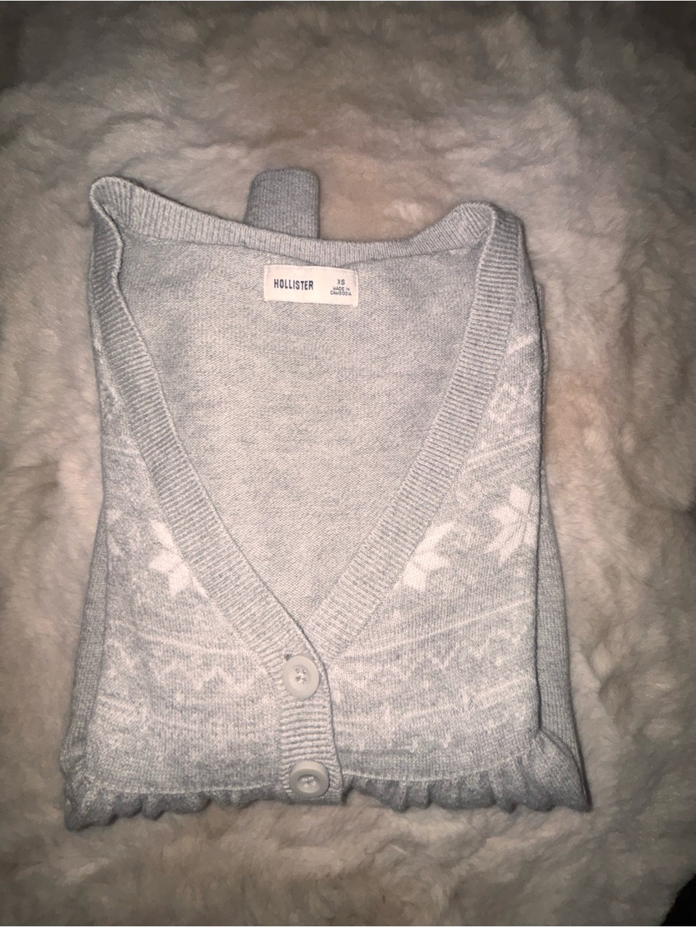 Hollister Light Gray & White Fair Isle V-Neck Button Cardigan - Picture 2 of 2